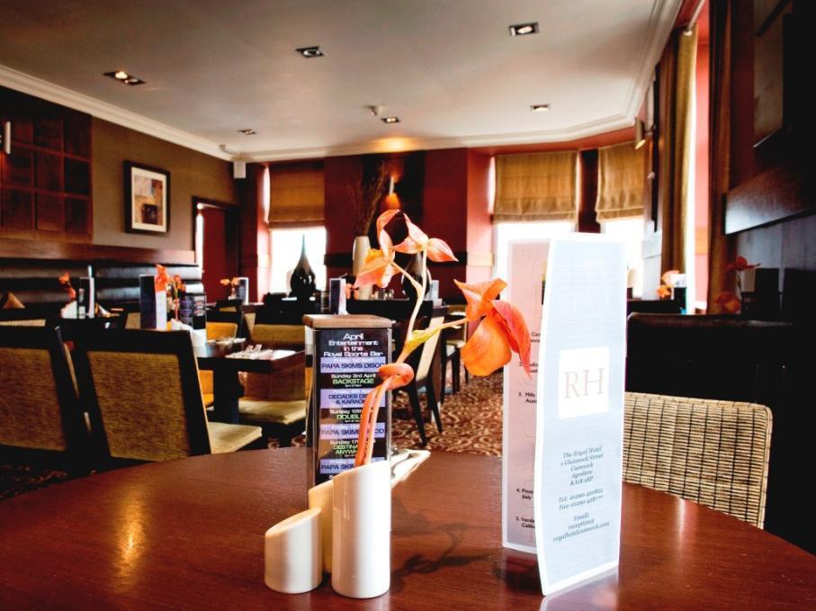 Royal Hotel Cumnock Exteriér fotografie